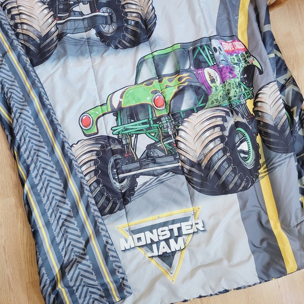 Vintage Monster Jam Comforter Blanket Full Trucks Grave Digger Shark Bedding Kid - Picture 4 of 4